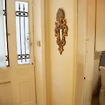 Arc De Triomphe Chic בית אירוח פריז